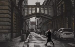 20代未経験者が平日面接に休めない時の転職活動のコツは？